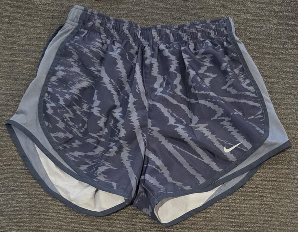 Nike Women's Dri-Fit Athletic Shorts. Large. Black/Grey